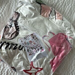 Taylor swift blanket